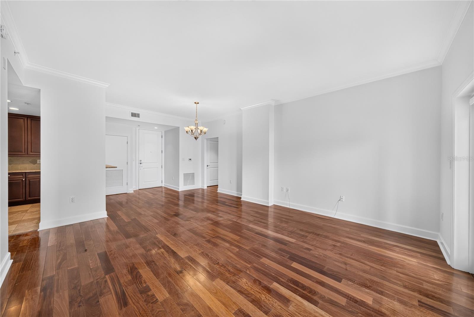 630 Vassar St #2210 Property Photo 8