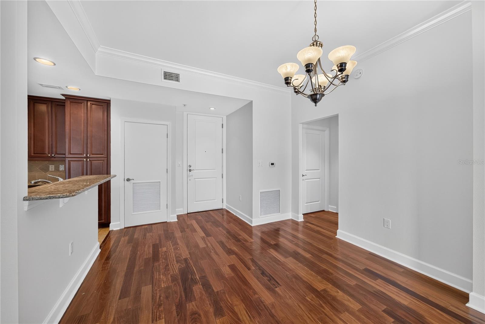 630 Vassar St #2210 Property Photo 9