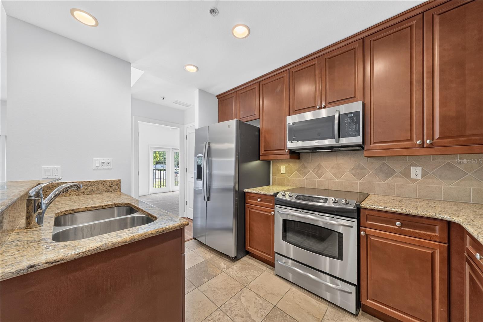 630 Vassar St #2210 Property Photo 11