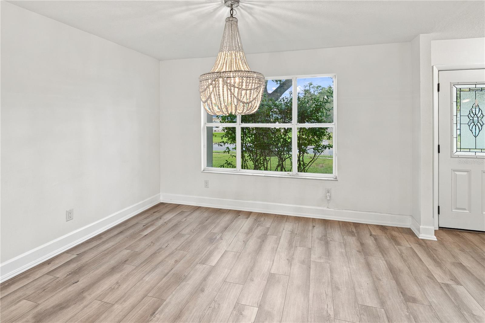 1927 Palm View Dr Property Photo 16