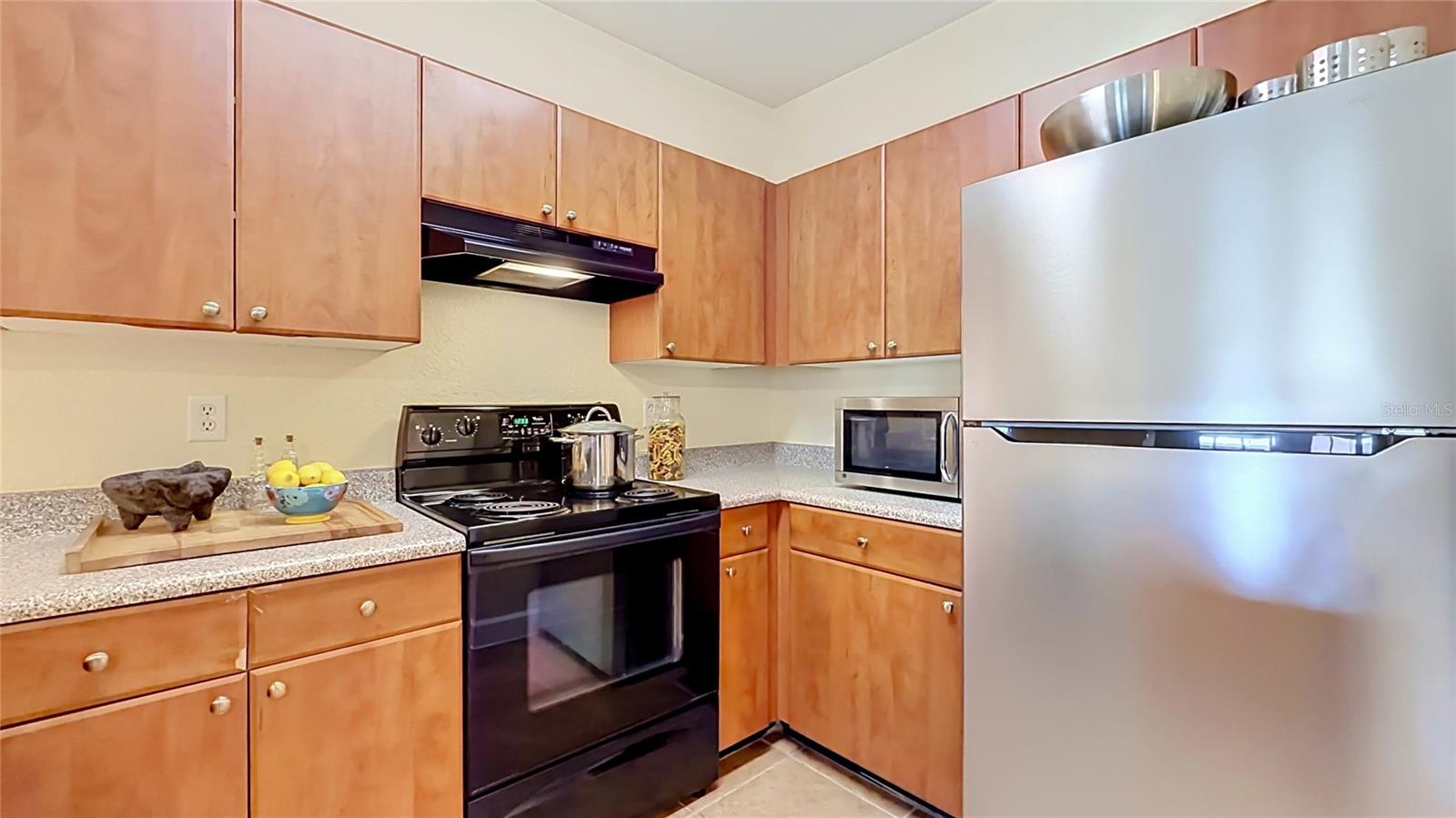 202 E South St #4040 Property Photo 4
