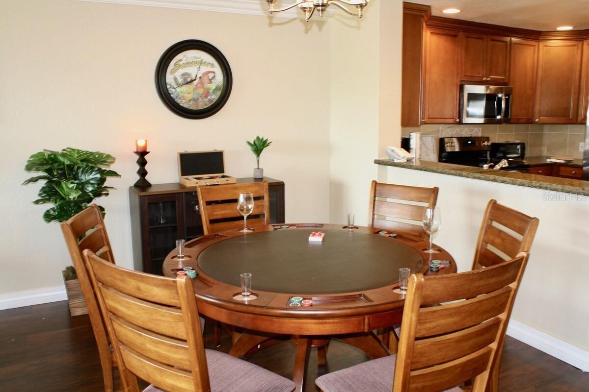 7604 Cabana Ct #303 Property Photo 8