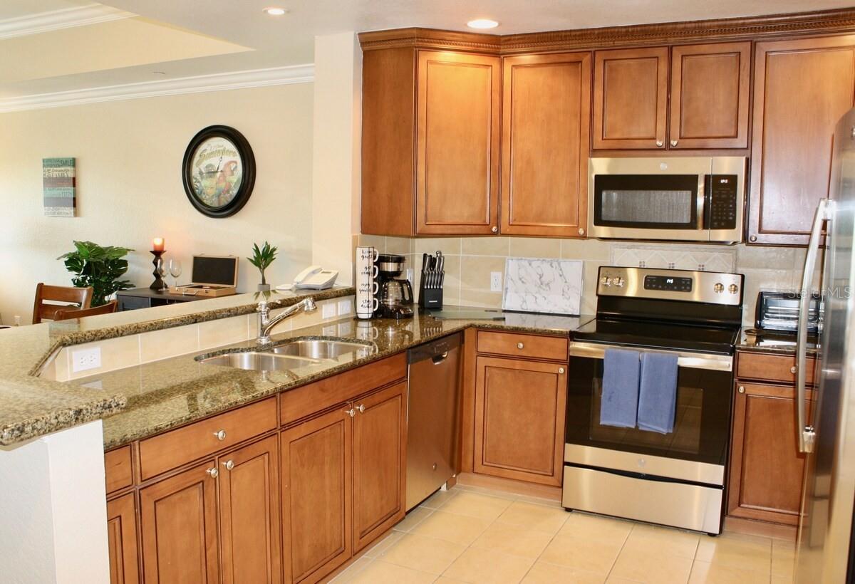 7604 Cabana Ct #303 Property Photo 11