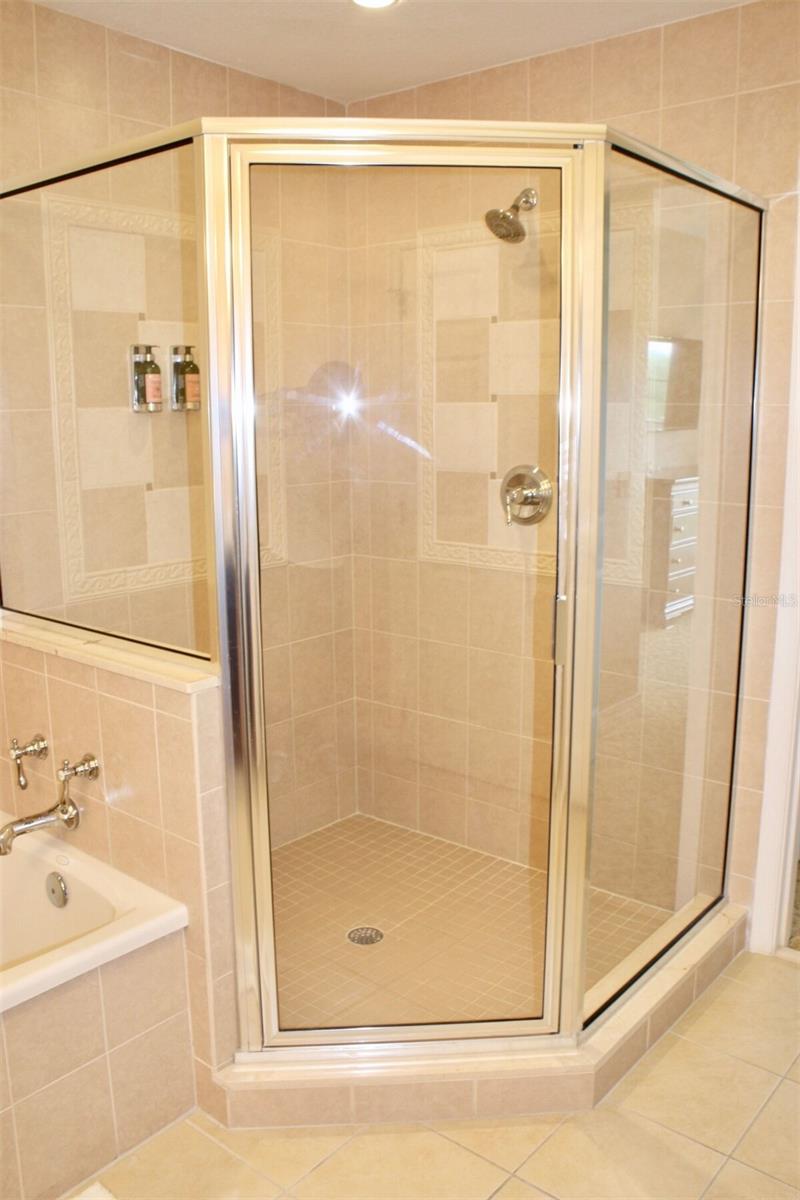 7604 Cabana Ct #303 Property Photo 13