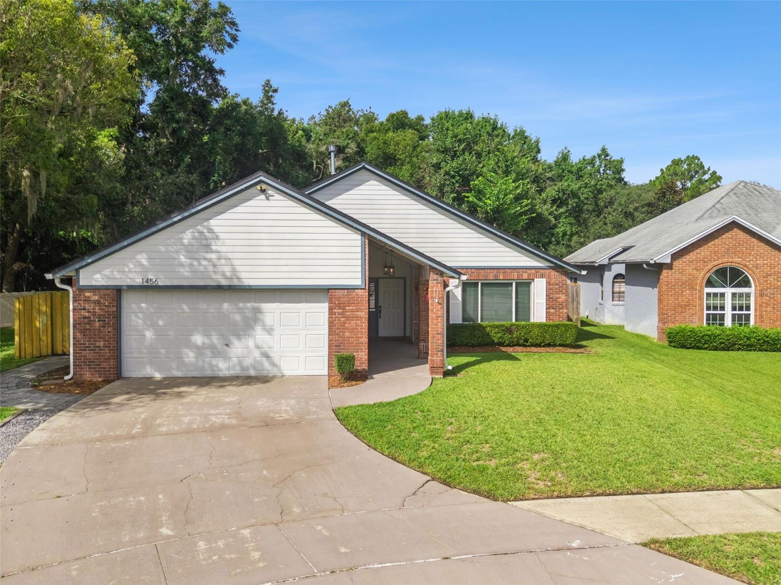 1456 E Brookshire Ct Property Photo 1
