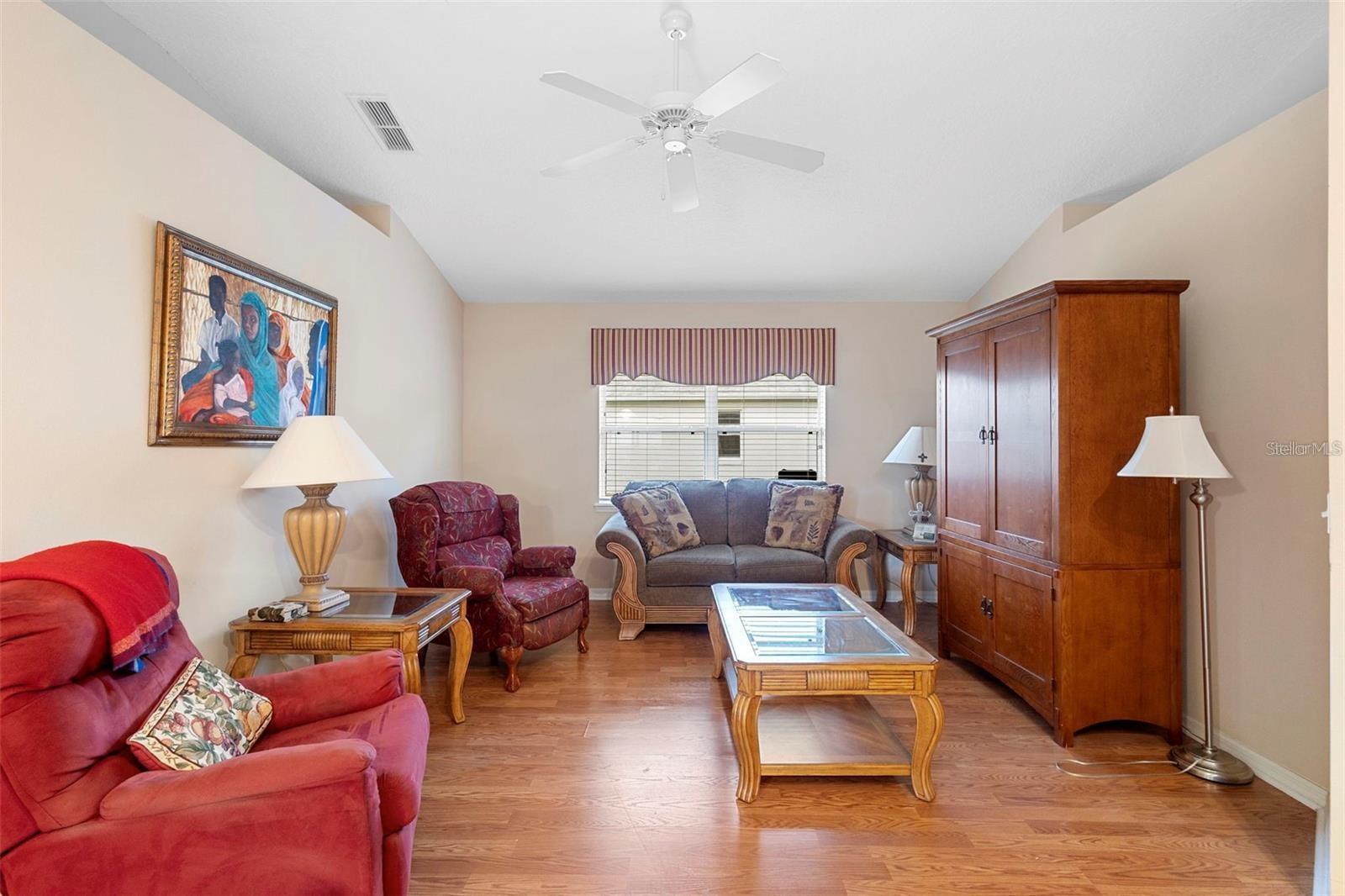 713 Mountain Ash Way Property Photo 3