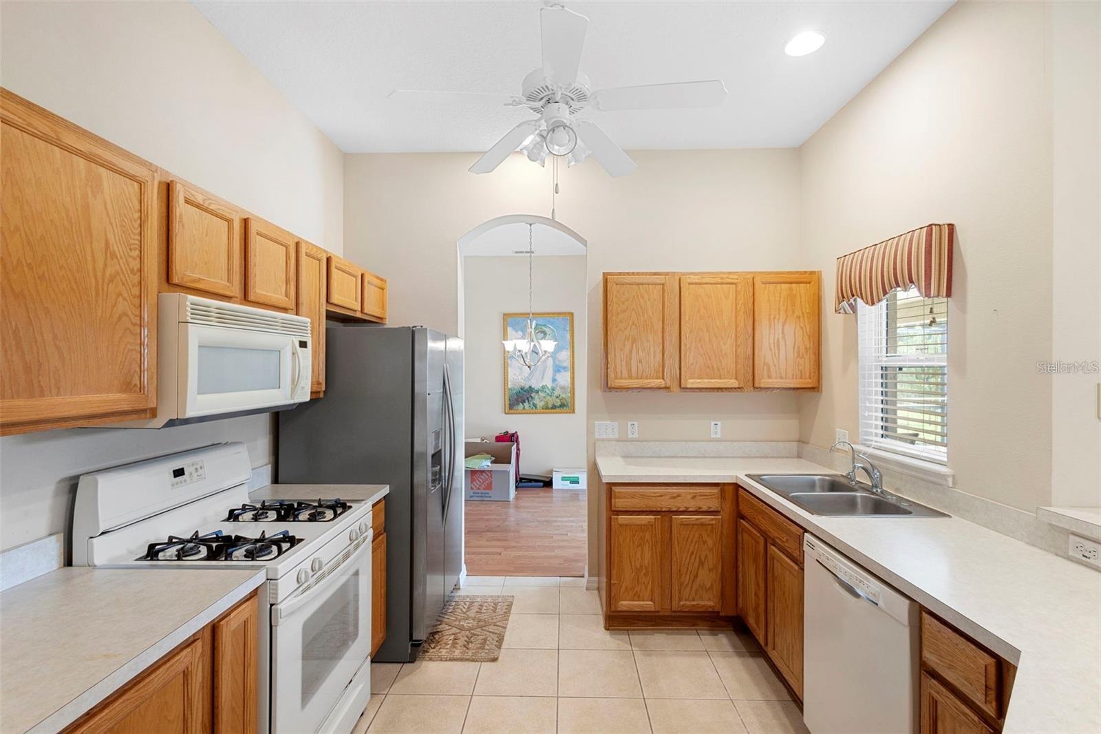 713 Mountain Ash Way Property Photo 5