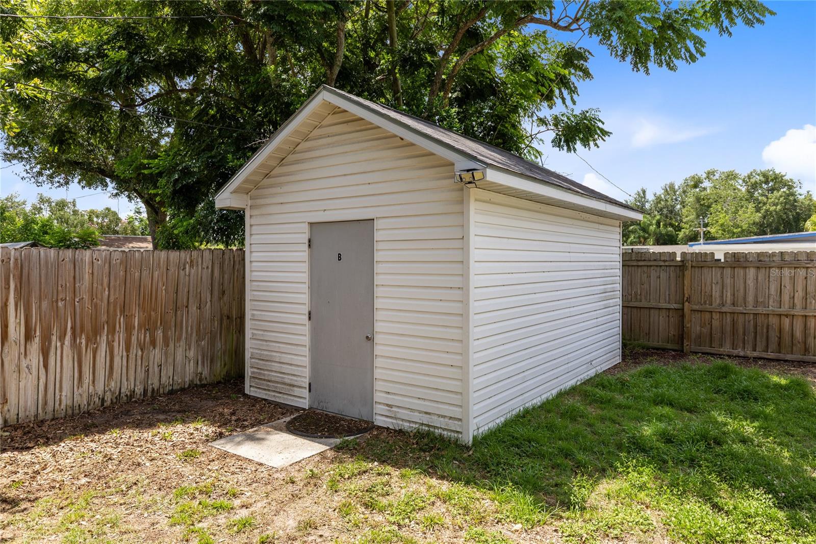 1502 Montcalm St Property Photo 20
