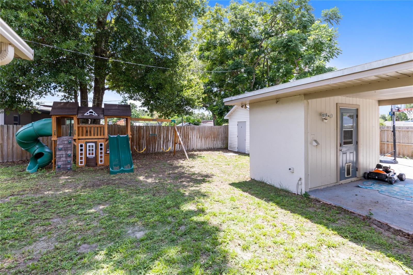1502 Montcalm St Property Photo 22