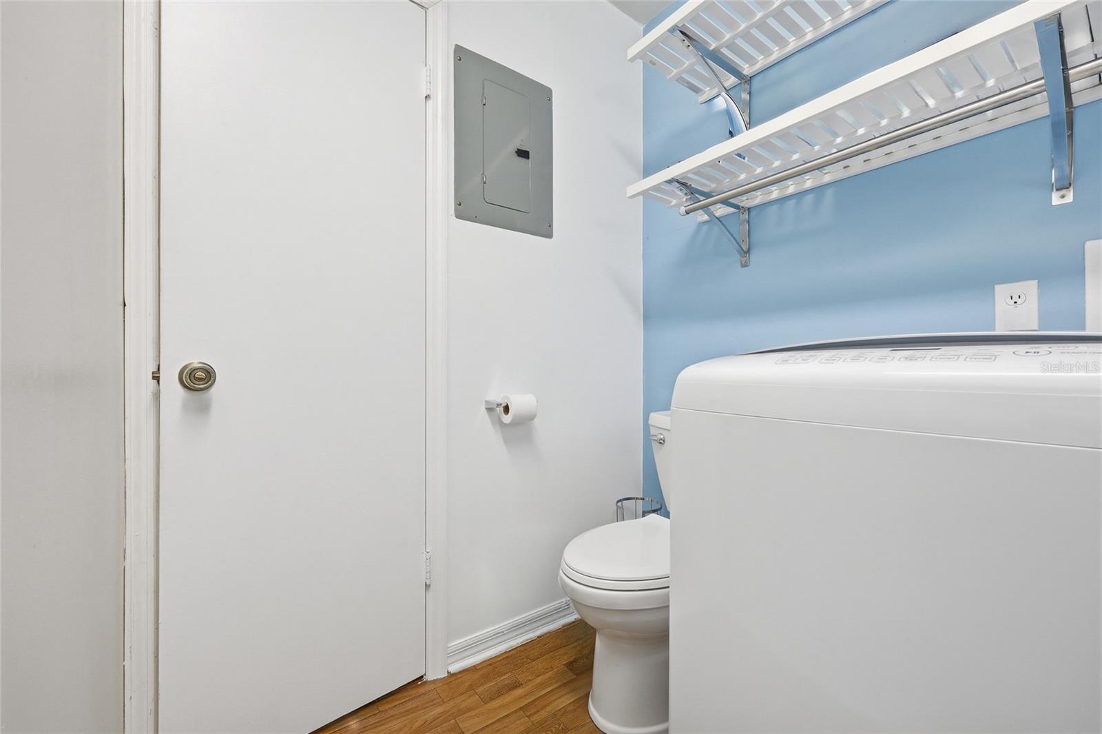 936 N Baker St Property Photo 28
