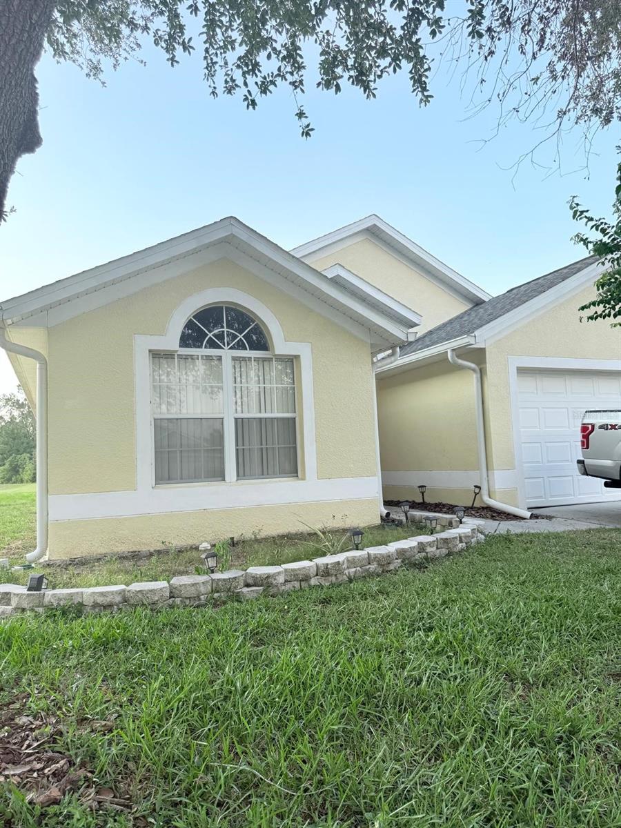 16425 Golden Eagle Blvd Property Photo 2