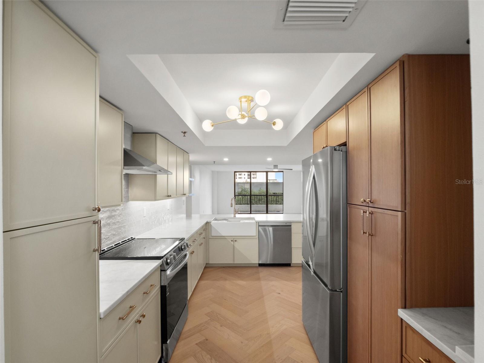 530 E Central Blvd #405 Property Photo 16