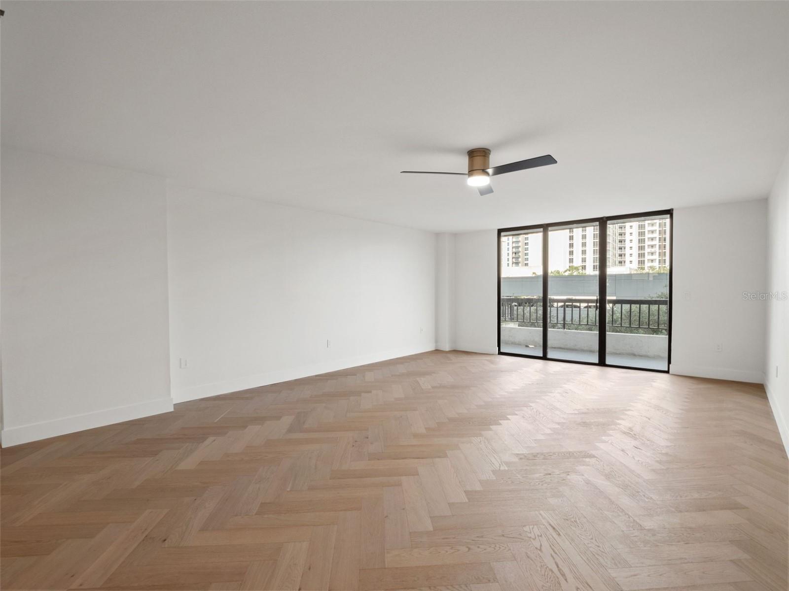 530 E Central Blvd #405 Property Photo 18