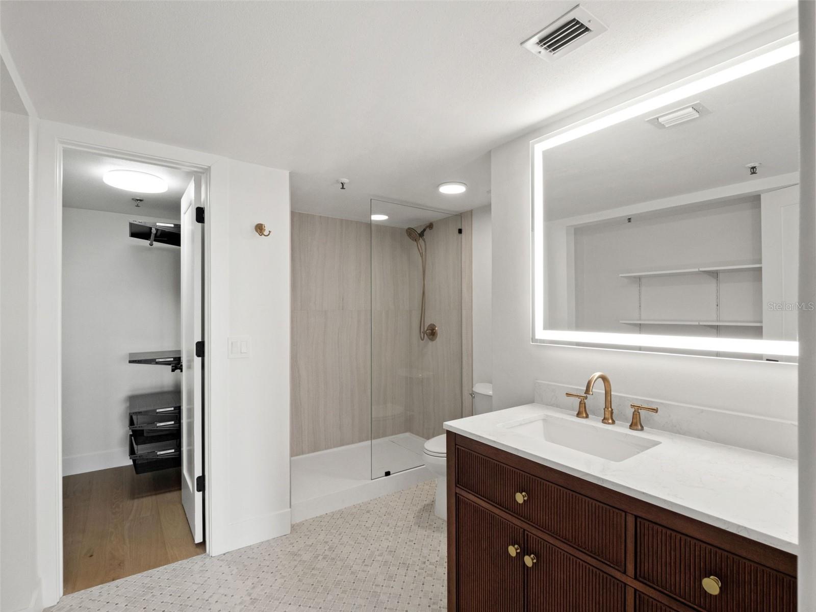 530 E Central Blvd #405 Property Photo 32