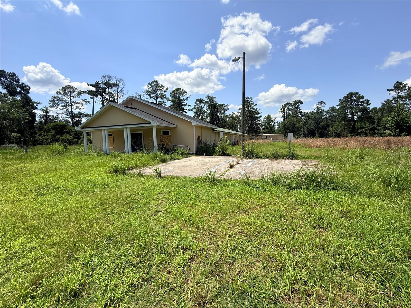 11246 County Road 6 E Property Photo 1