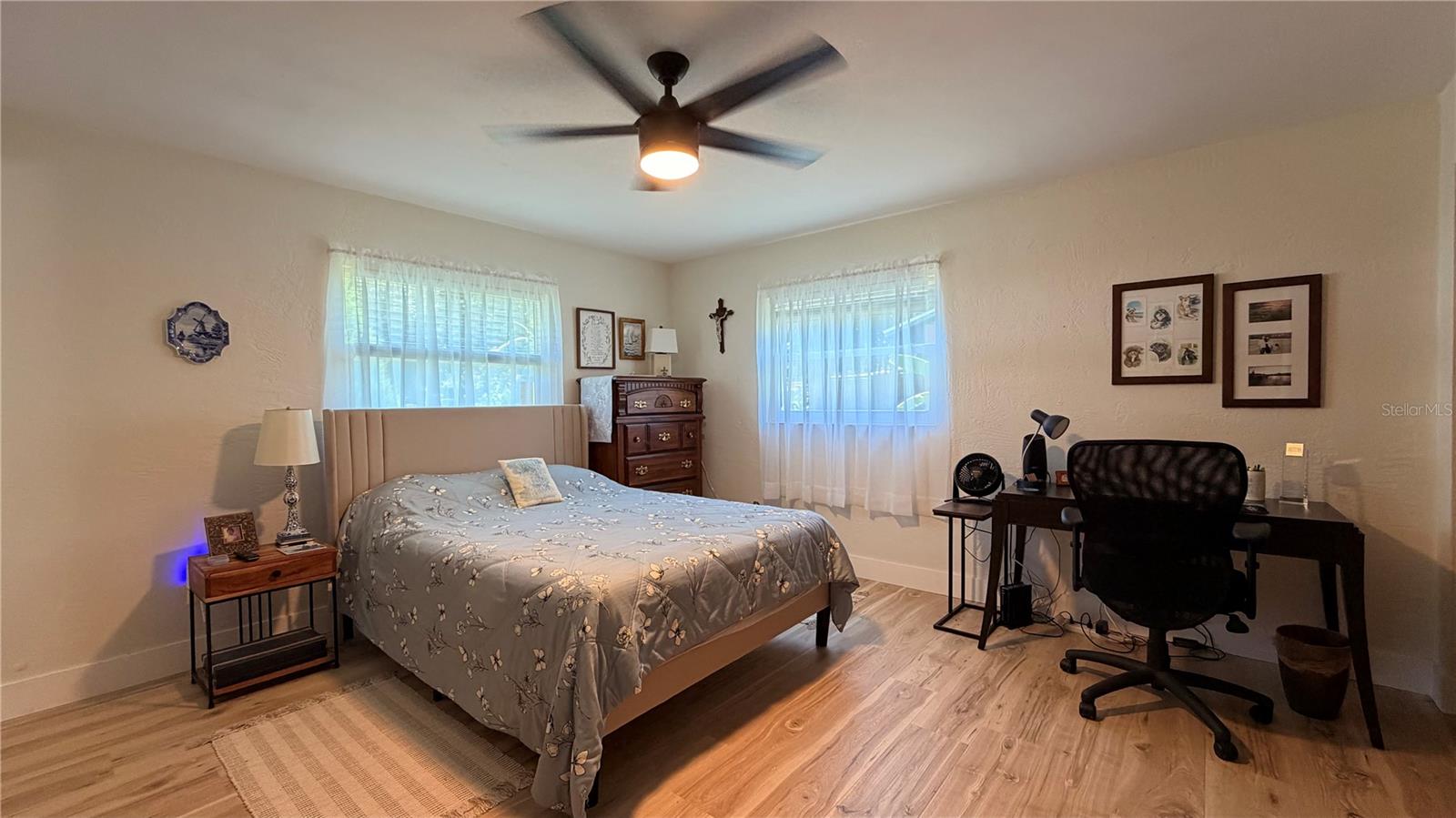 2513 Orange Tree Dr Property Photo 15