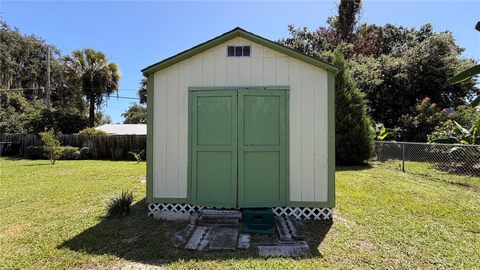 2513 Orange Tree Dr Property Photo 39
