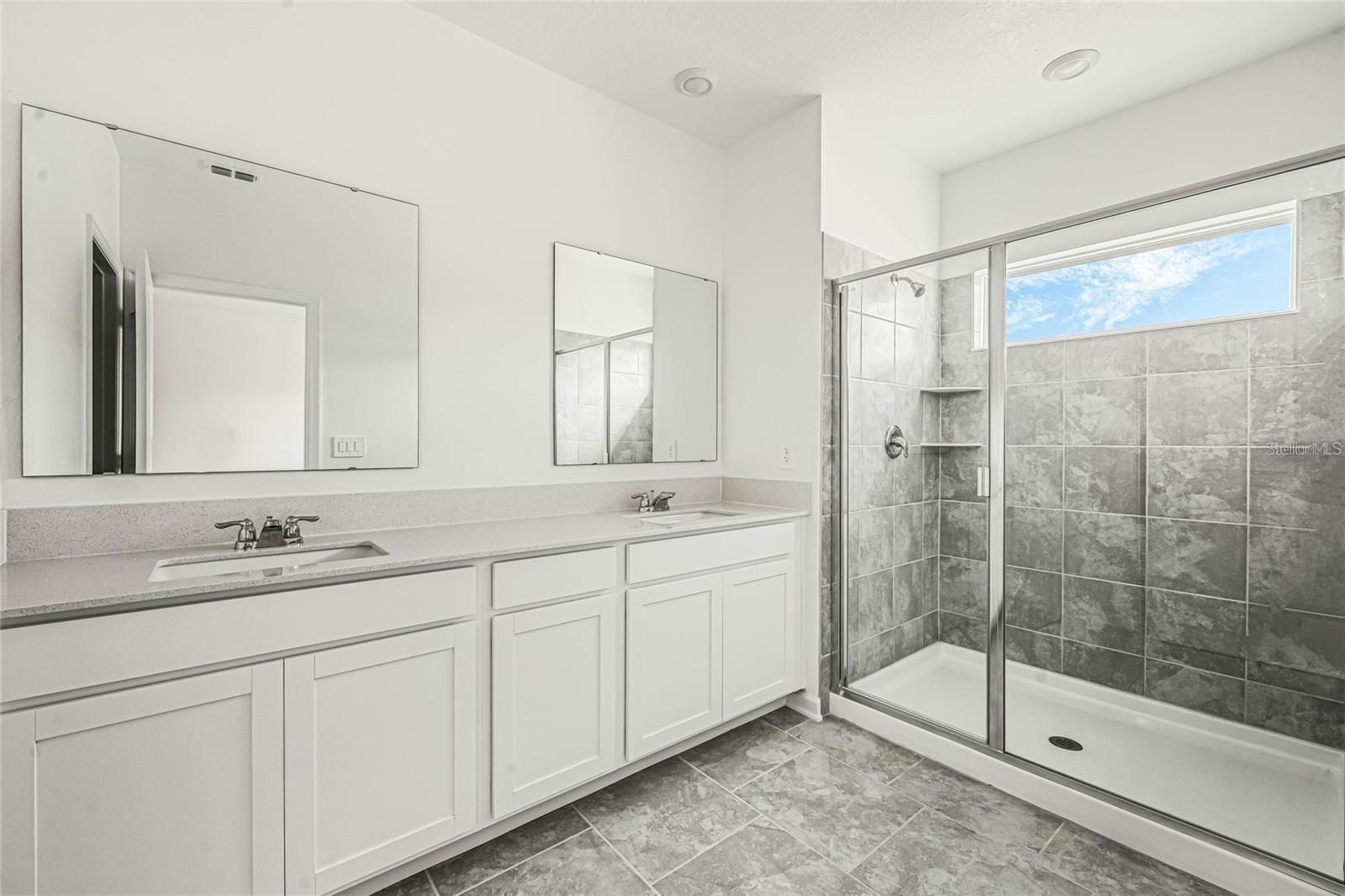3286 Laurent Loop Property Photo 15