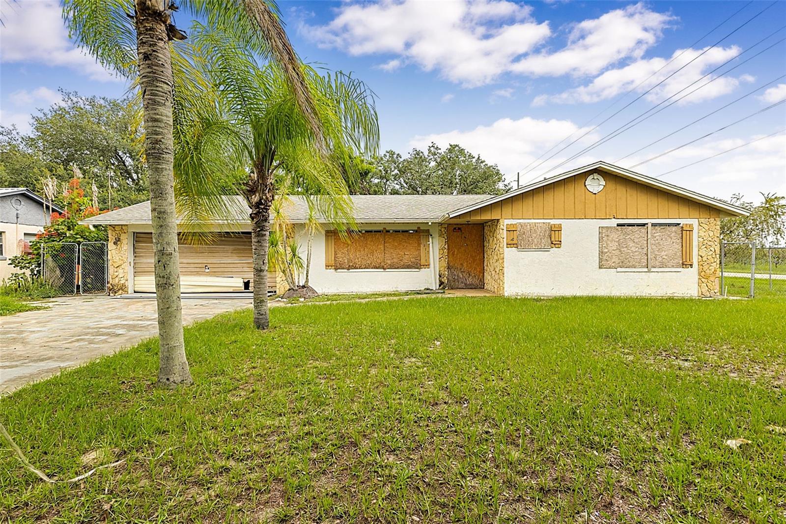 4830 COCO PALM DR
