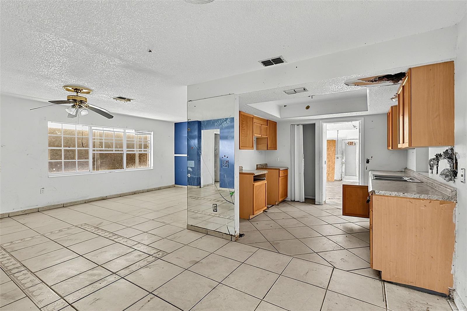 4830 Coco Palm Dr Property Photo 2
