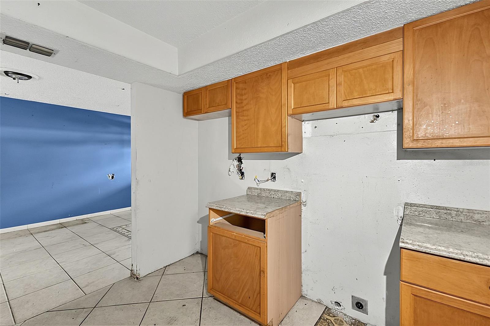 4830 Coco Palm Dr Property Photo 4