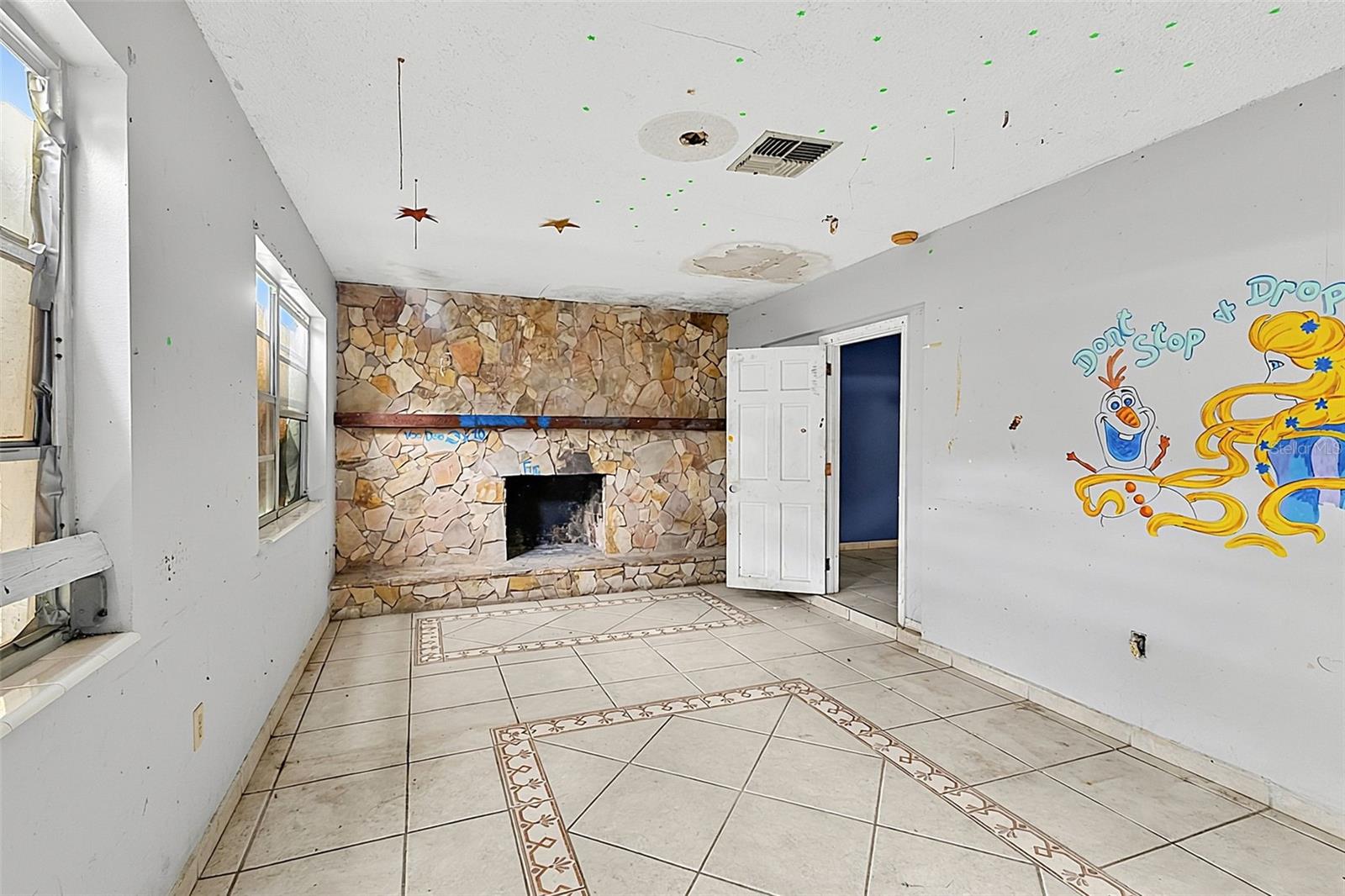 4830 Coco Palm Dr Property Photo 7