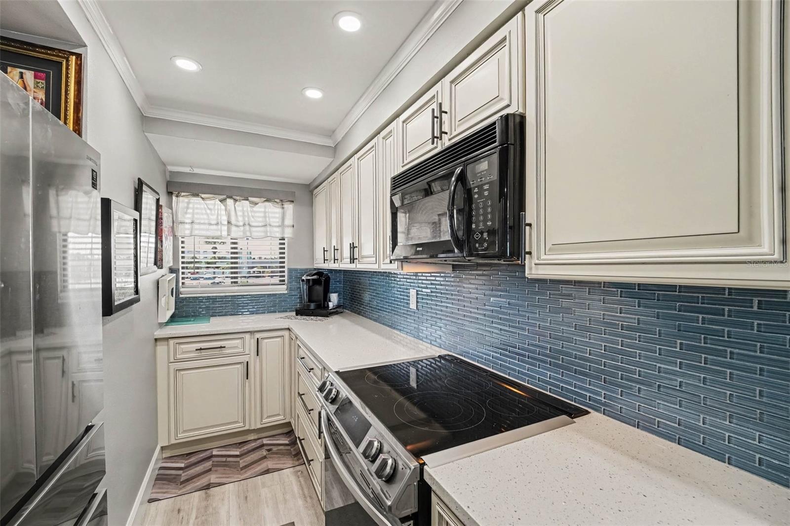 2465 S Washington Ave #a202 Property Photo 8