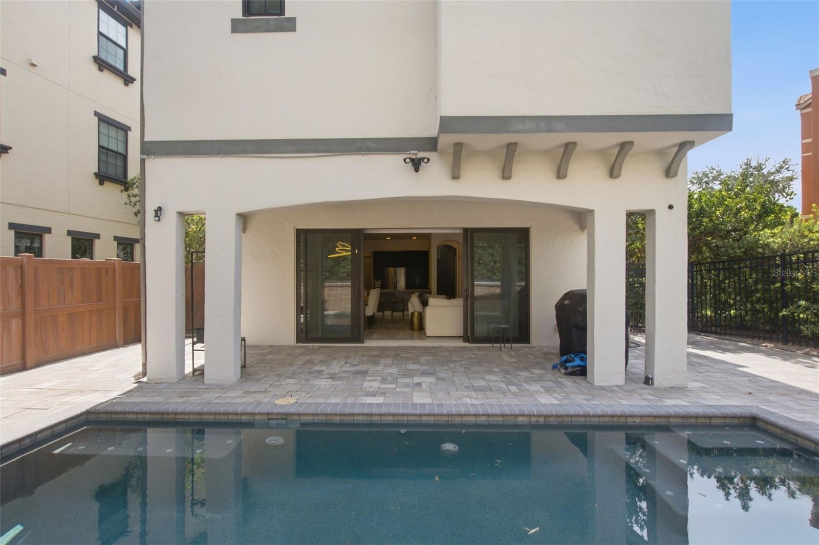 7689 Toscana Blvd Property Photo 5