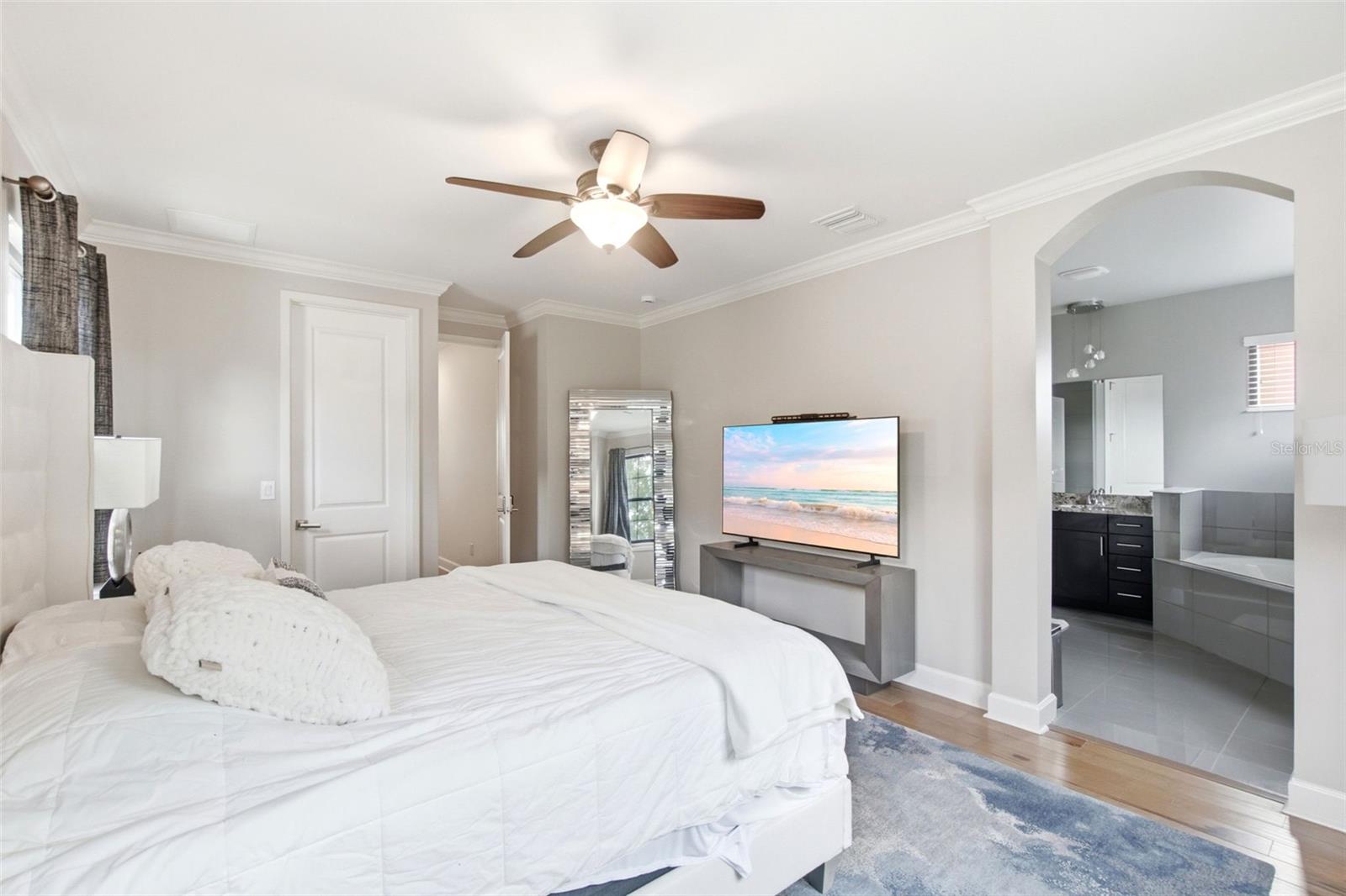 7689 Toscana Blvd Property Photo 45
