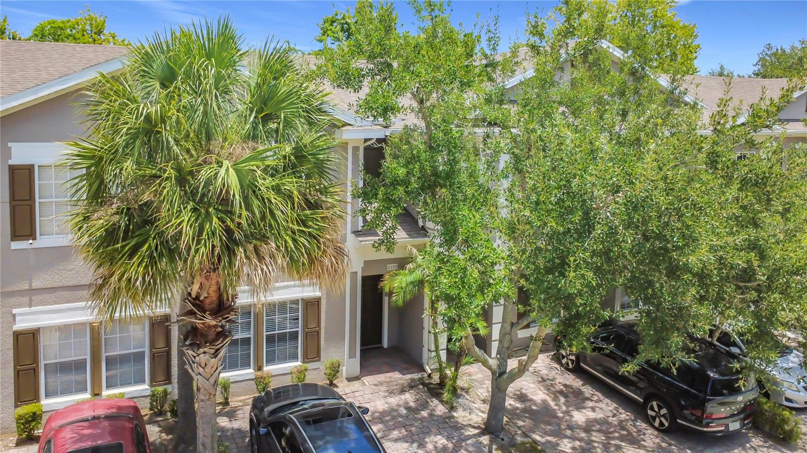 2394 Caravelle Cir Property Photo 7