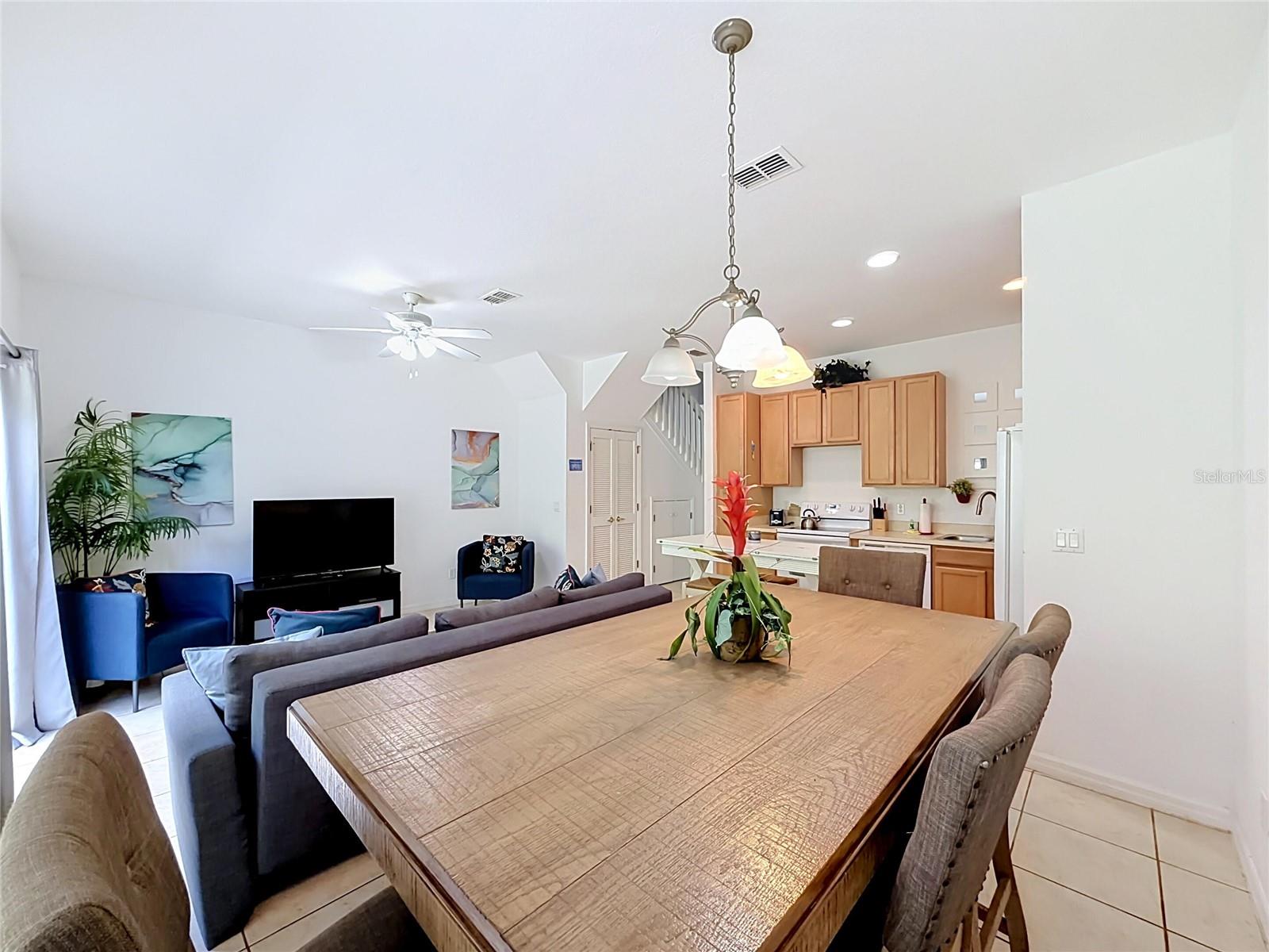 2394 Caravelle Cir Property Photo 24