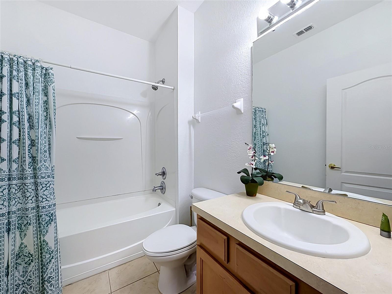 2394 Caravelle Cir Property Photo 39