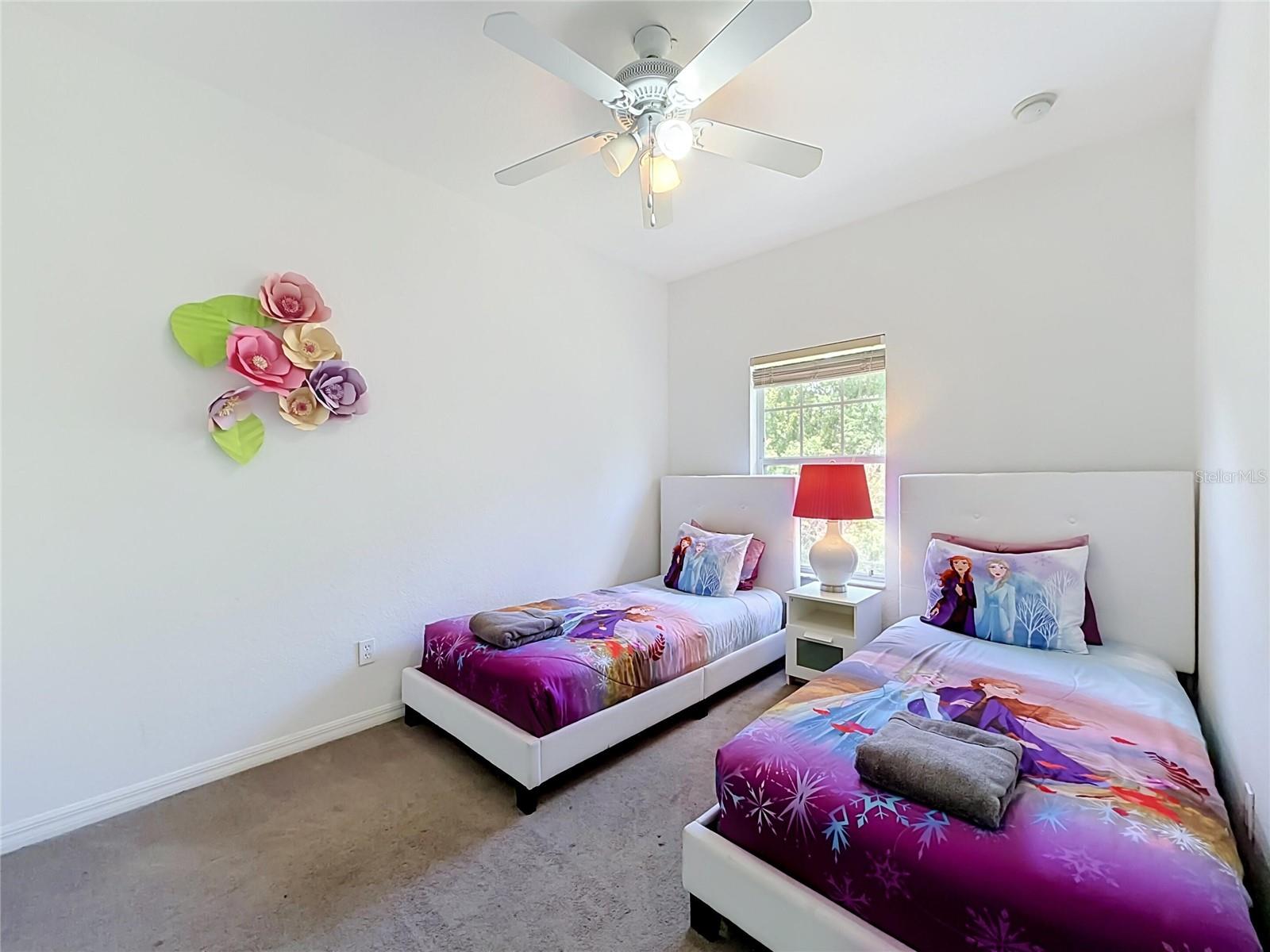 2394 Caravelle Cir Property Photo 40