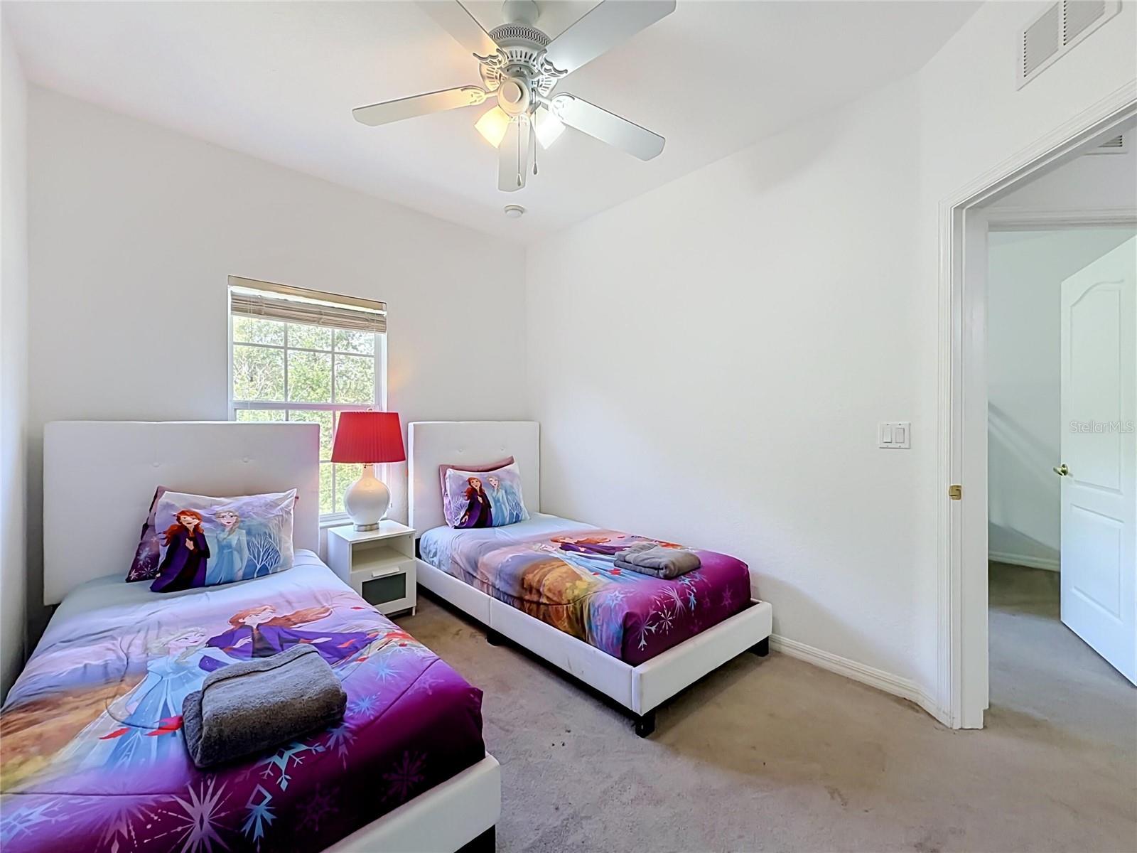 2394 Caravelle Cir Property Photo 41