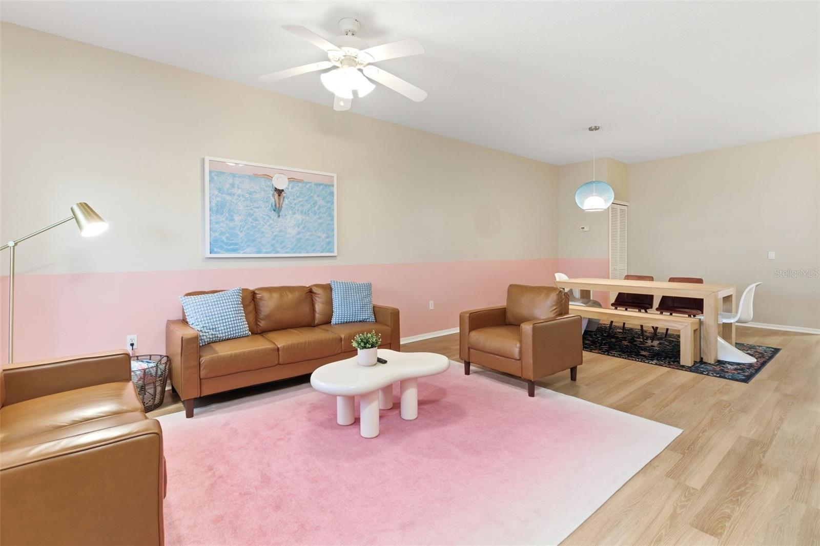 3119 Sun Lake Ct #b Property Photo 2