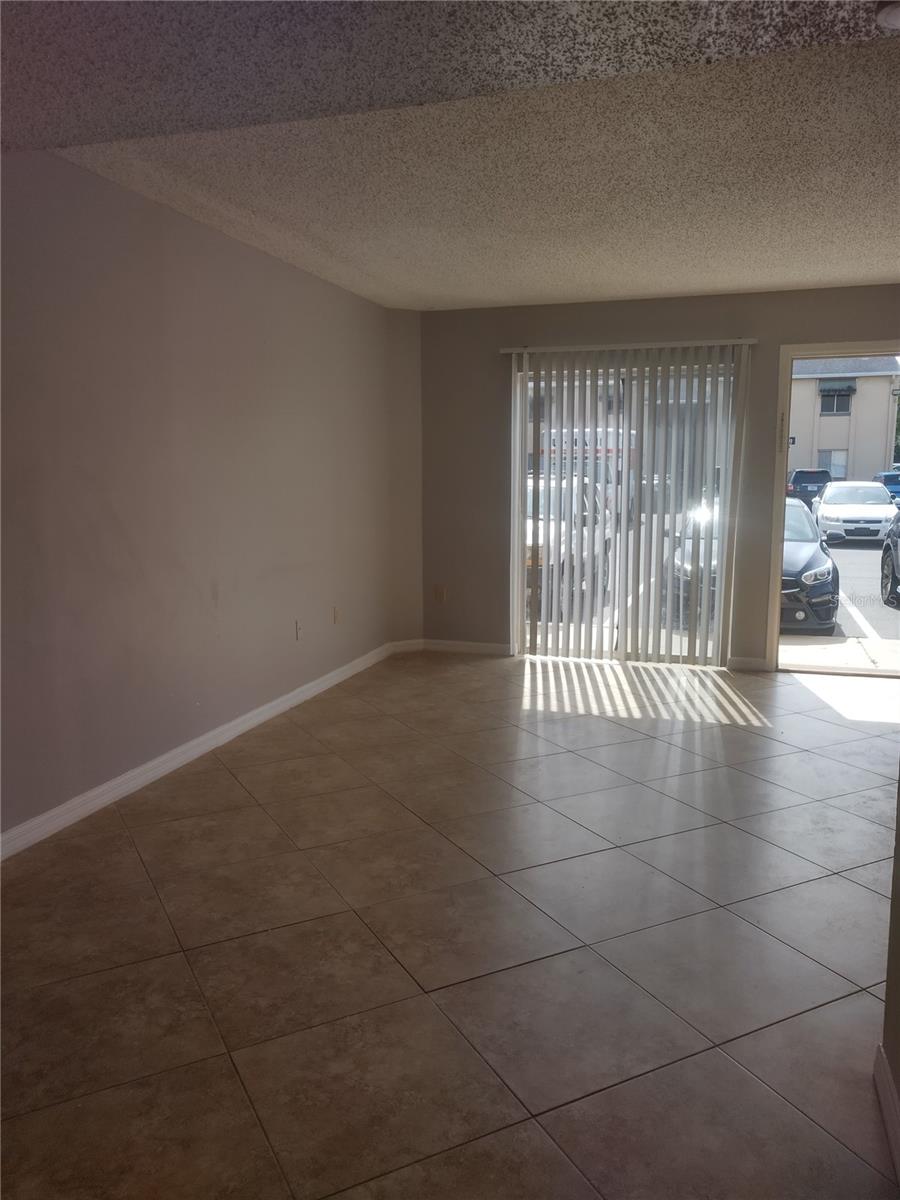 4149 S Semoran Blvd #17 Property Photo 2