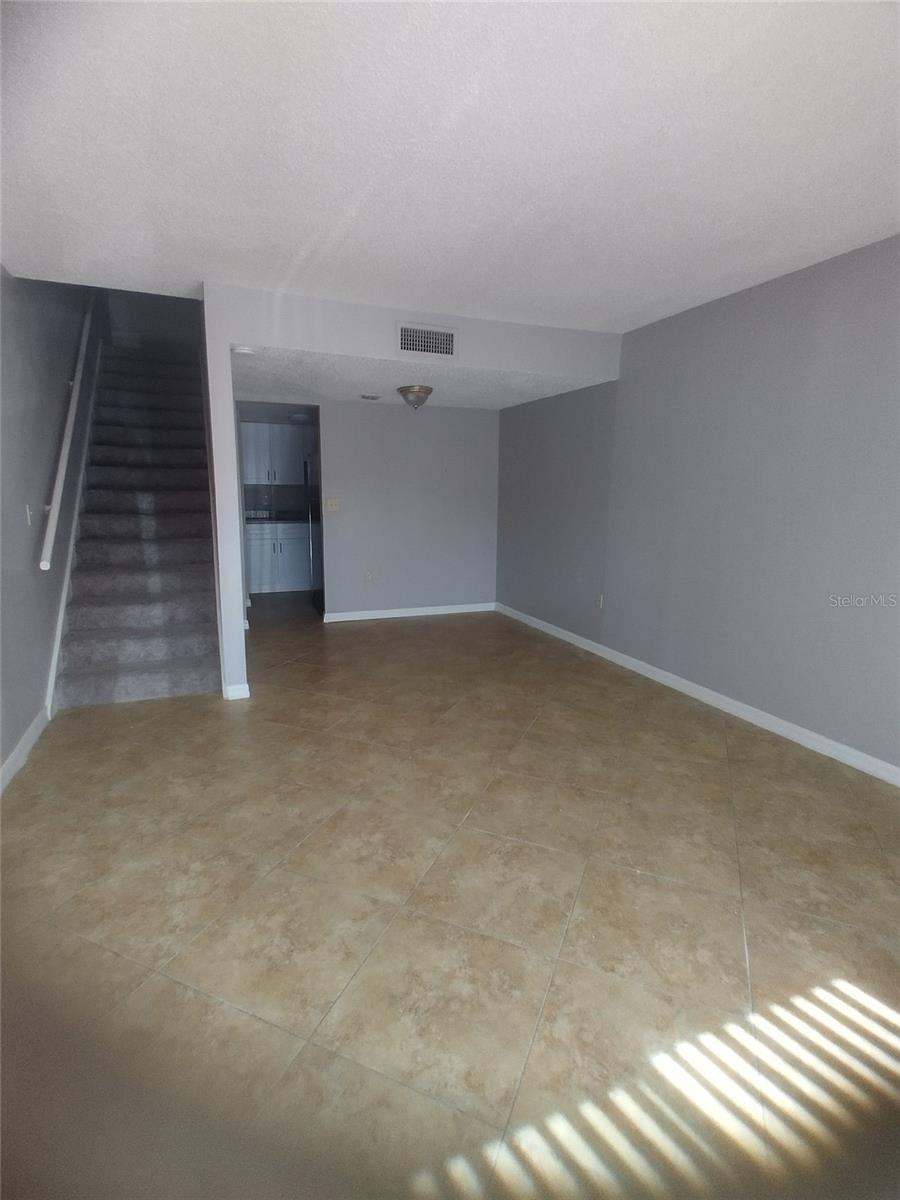 4149 S Semoran Blvd #17 Property Photo 3