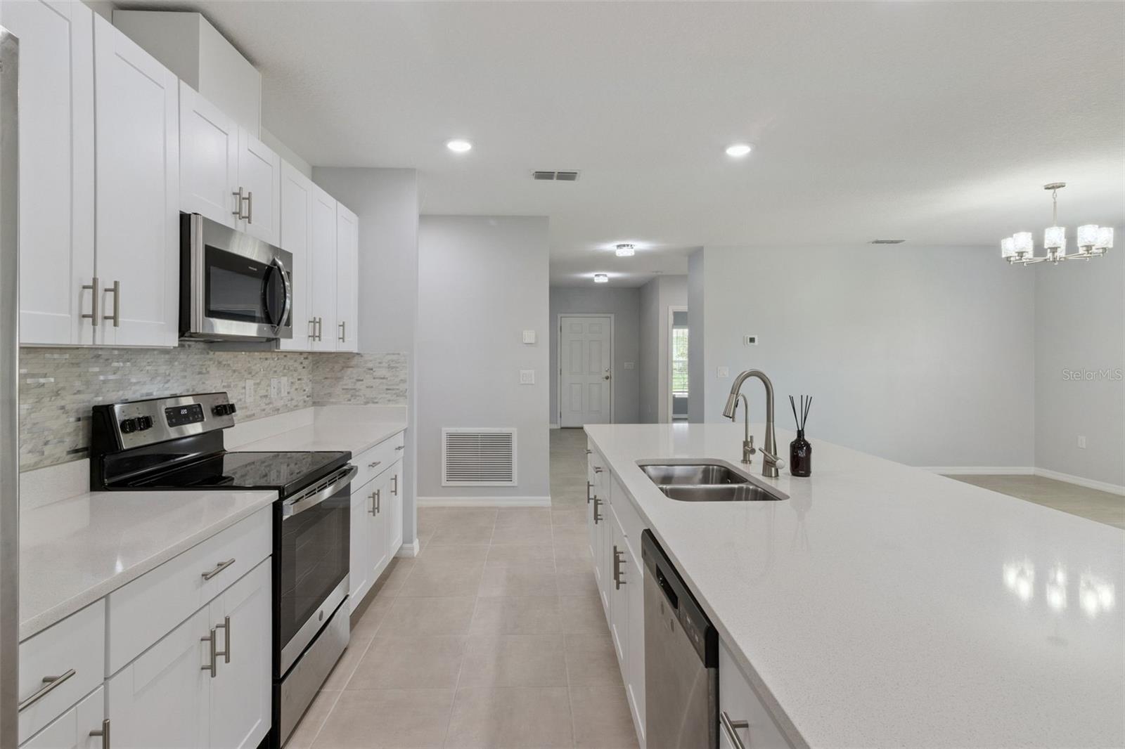 309 Citrine Loop Property Photo 18