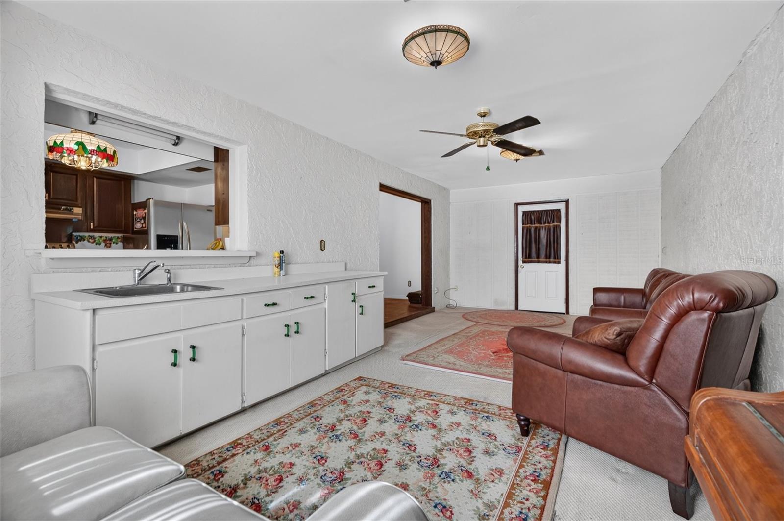 1720 Sunset View Cir Property Photo 16
