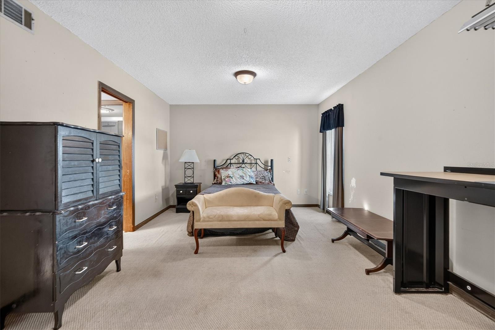 1720 Sunset View Cir Property Photo 26