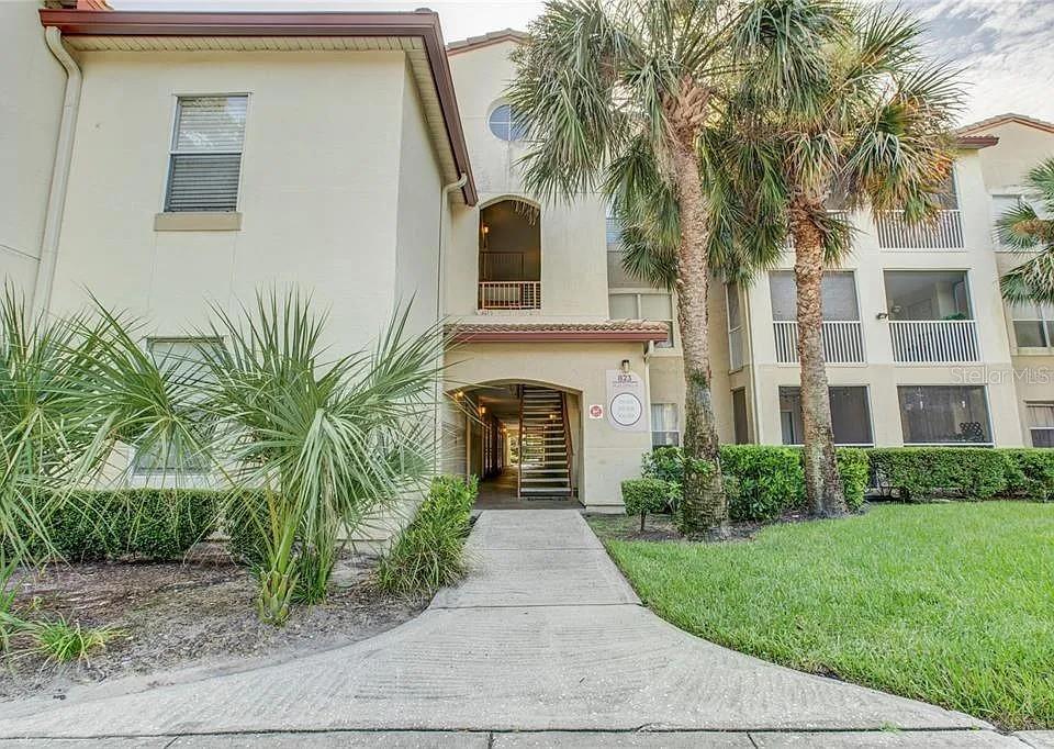 823 CAMARGO WAY #105 Property Photo 1