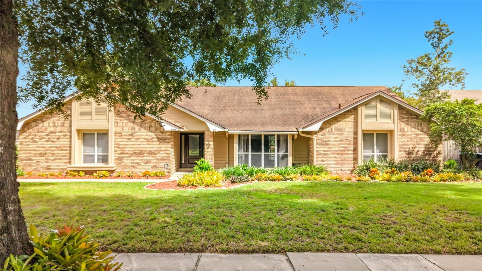 5427 SAGO PALM CT Property Photo 1