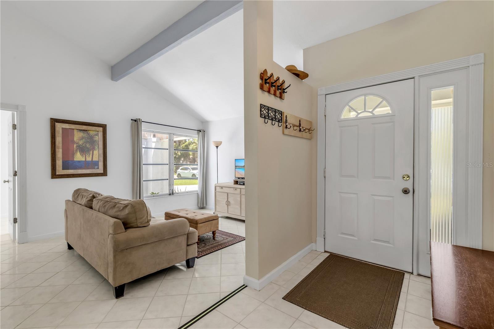 19 Crompton Pl Property Photo 6