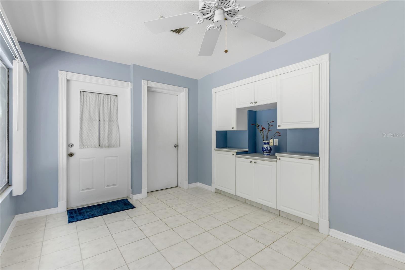 19 Crompton Pl Property Photo 15