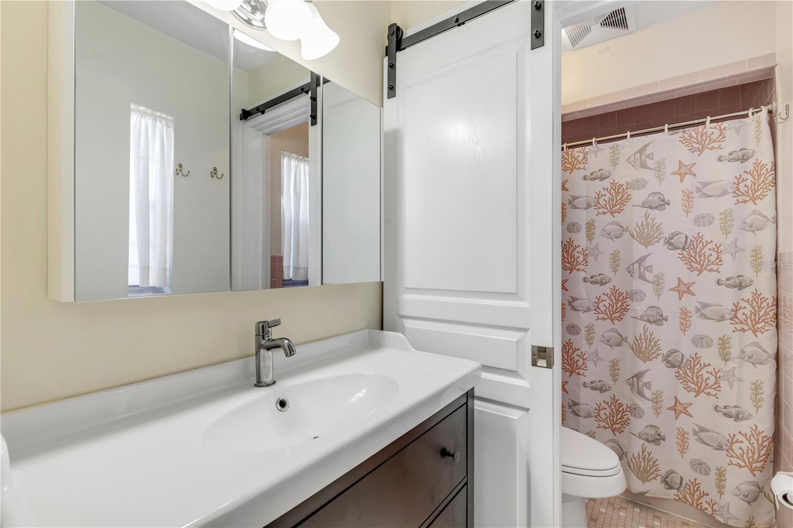 19 Crompton Pl Property Photo 18