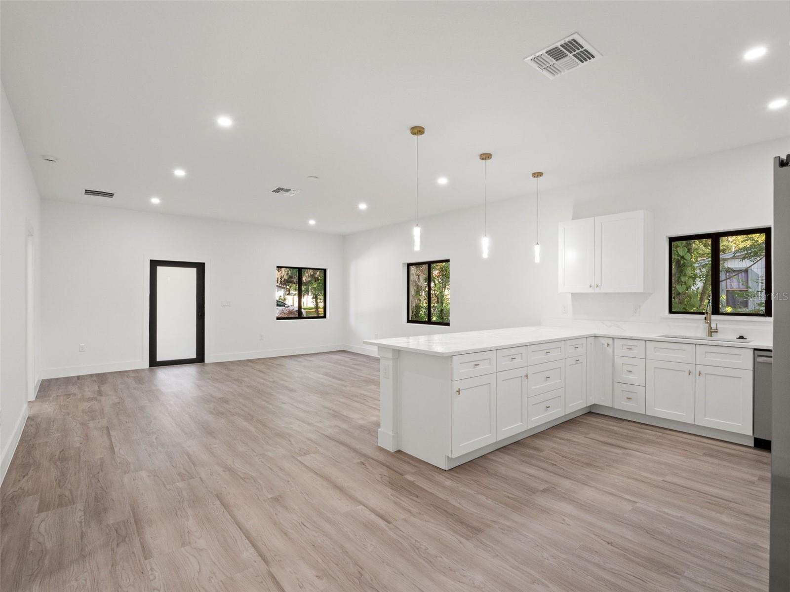 497 Ocean Ave Property Photo 10
