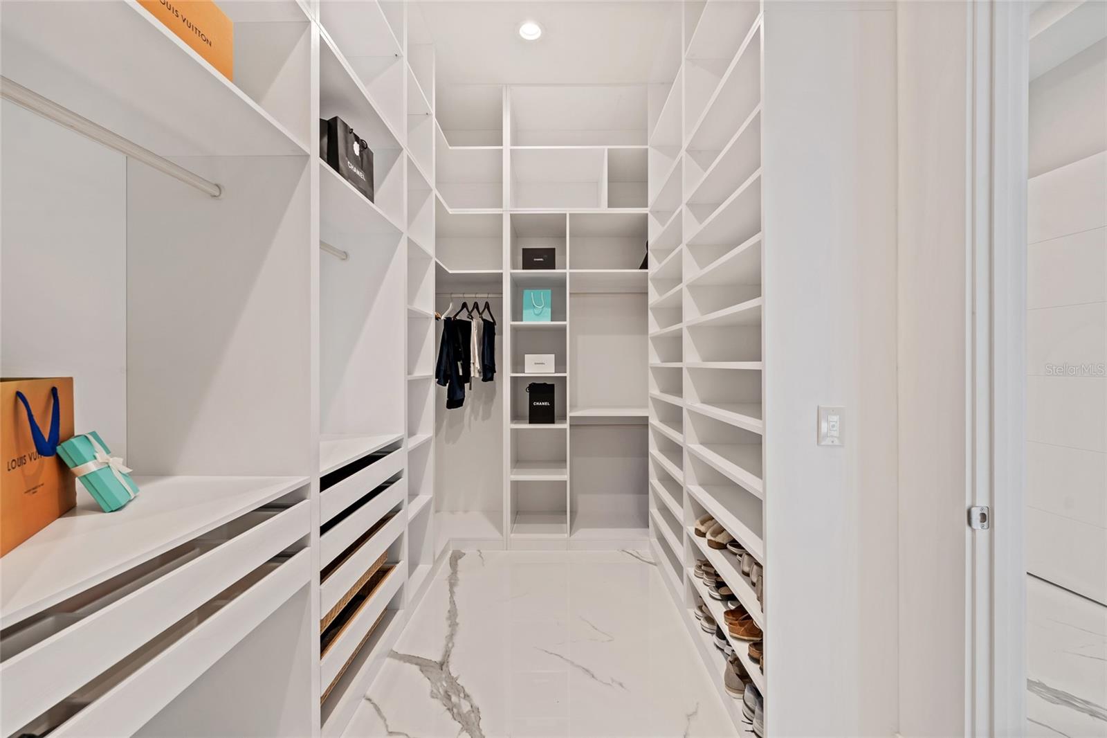6159 Harbour Town Ct Property Photo 16