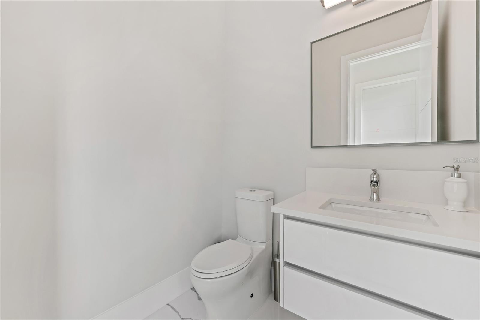 6159 Harbour Town Ct Property Photo 22