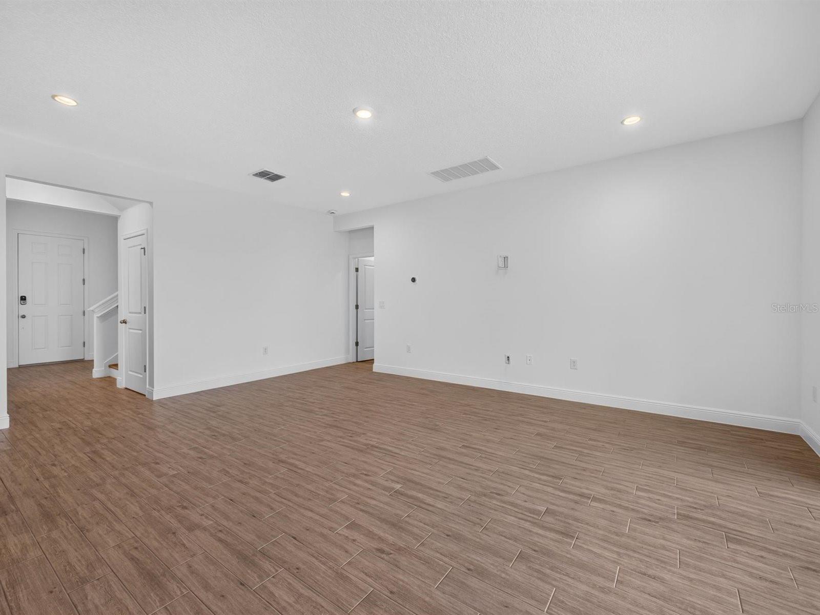 603 Avila Pl Property Photo 12