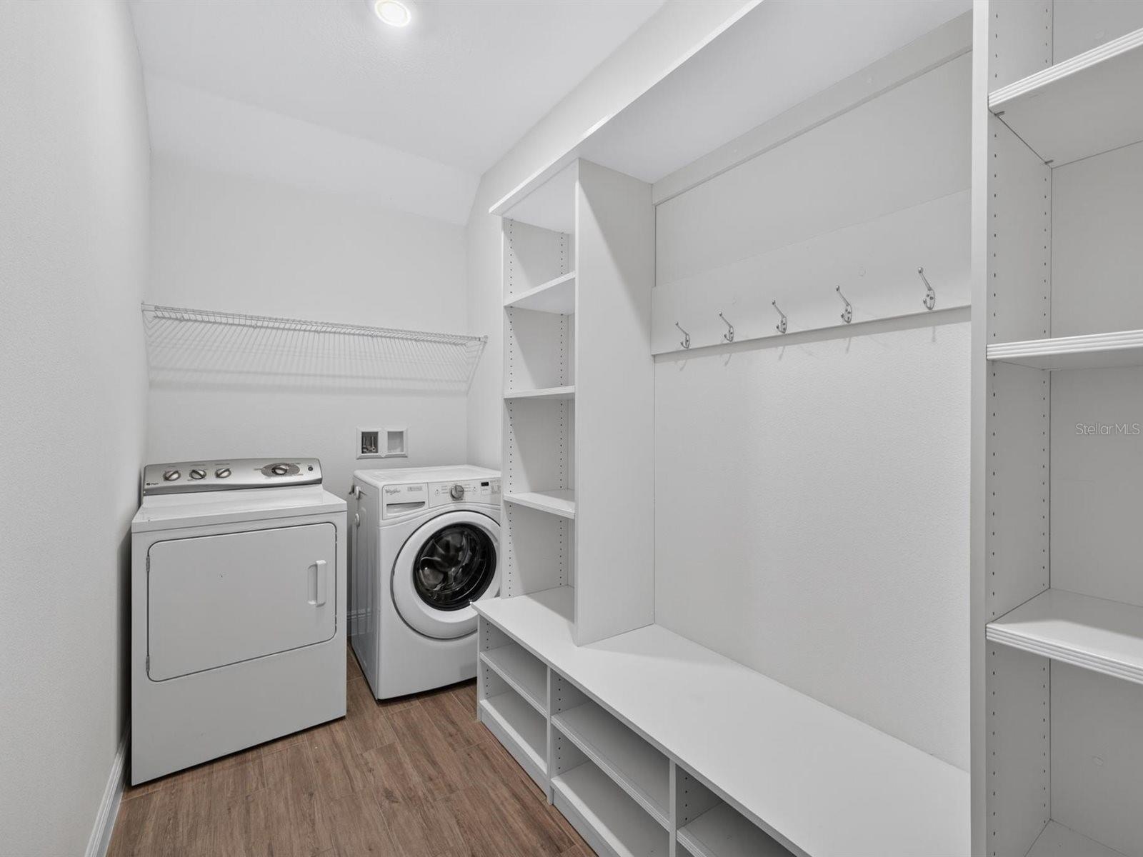 603 Avila Pl Property Photo 29